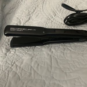 Paul Mitchell express ion smooth flat iron